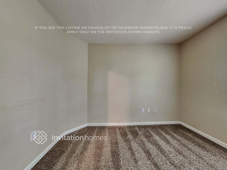 Building Photo - 10419 Worsley Ln