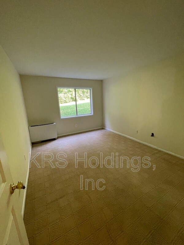Building Photo - 4108 Mangalore Dr