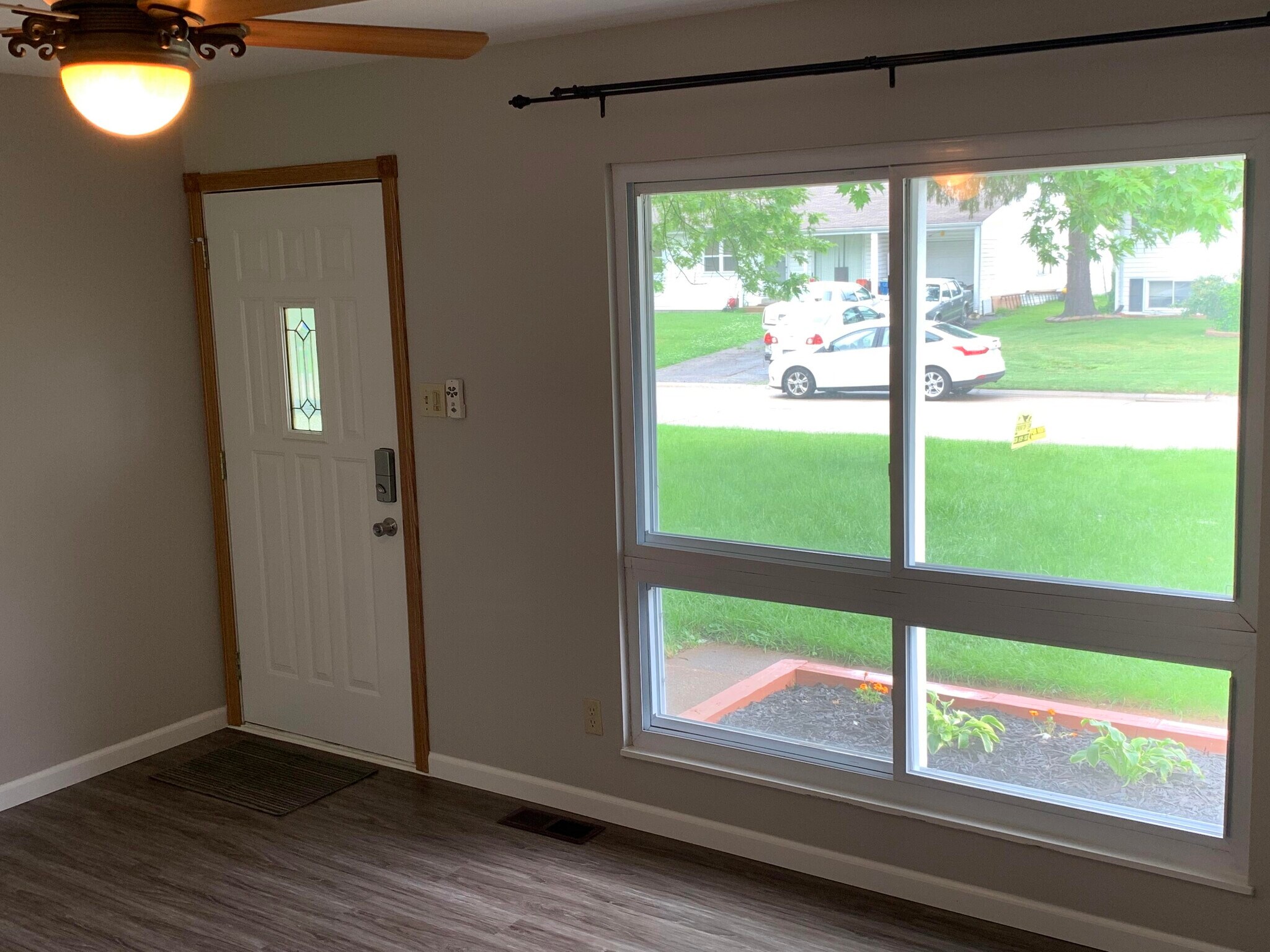 Family room - 11934 Holly Brook Dr