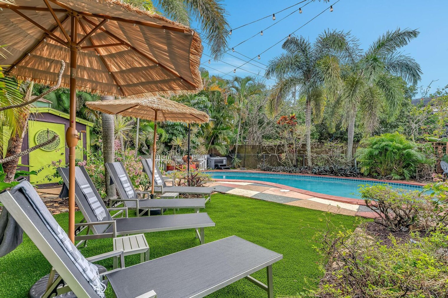 Building Photo - 1336 NE 14th Ave