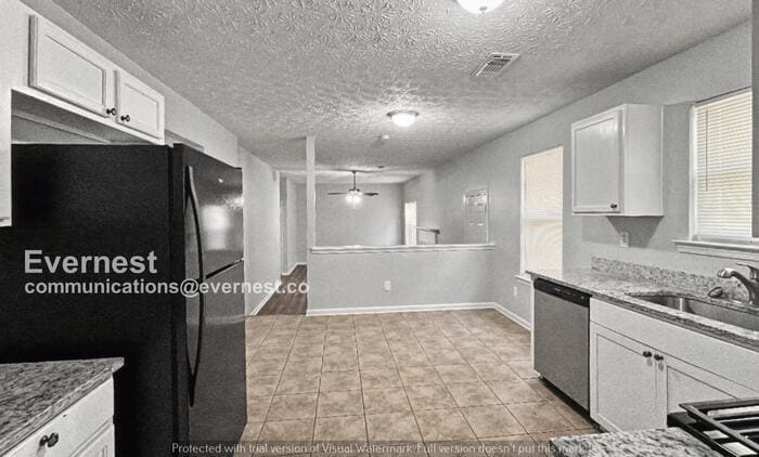 Building Photo - 2410 Lafortune Dr