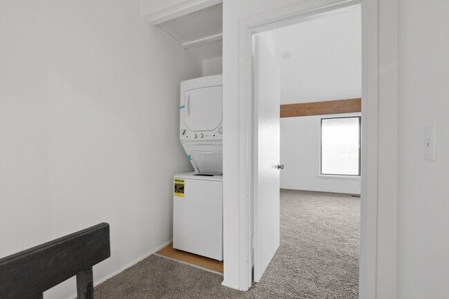 Building Photo - Secure Your Summer Sanctuary: Pre-Leasing Now for April – August 2026!