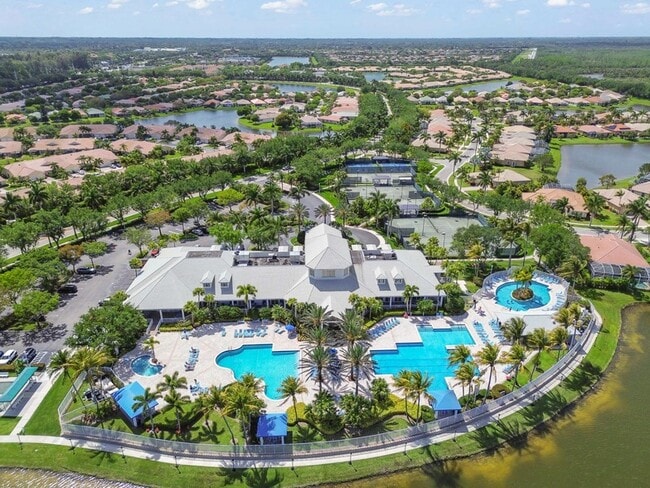 Building Photo - 2464 Sailfish Cove Dr