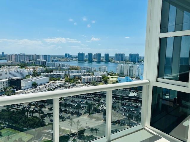 Building Photo - 18201 Collins Ave