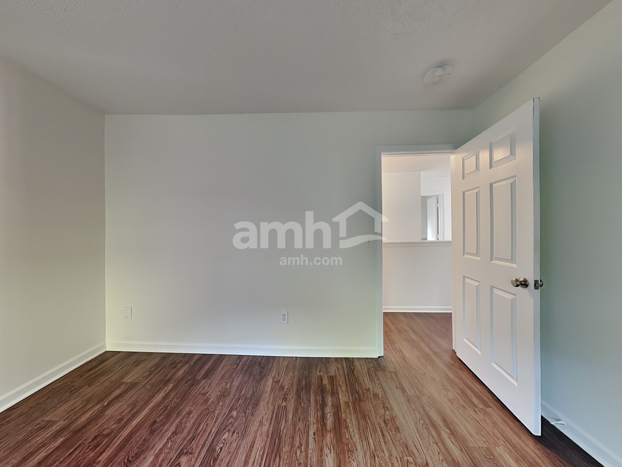 Building Photo - 6 Mystique Falls Ct