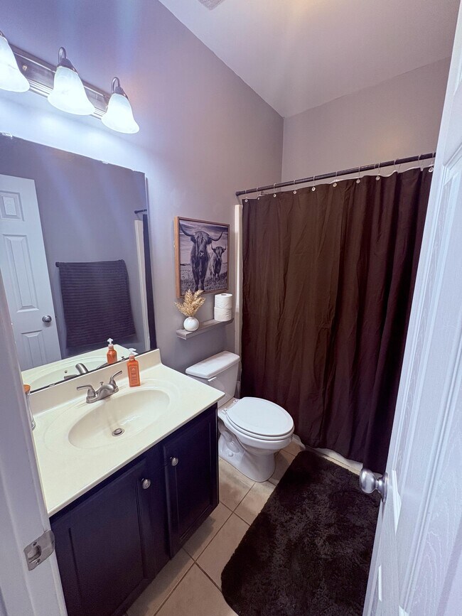 Building Photo - 174 Moonstone Ct