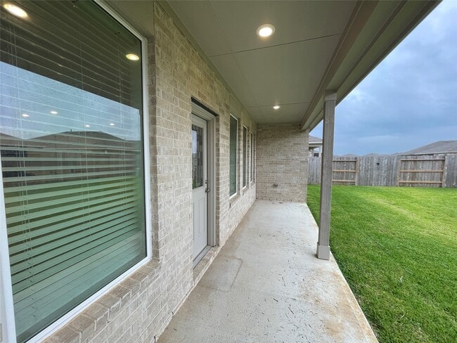 Building Photo - 16503 Texas Palmetto Wy
