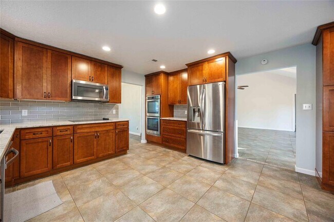 Building Photo - 11506 Wolf Run Ln