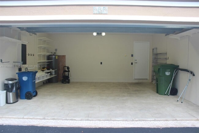 Building Photo - 959 Falling Water Rd
