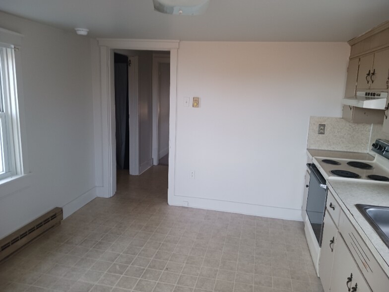 Building Photo - 35 Hartman Bridge Rd