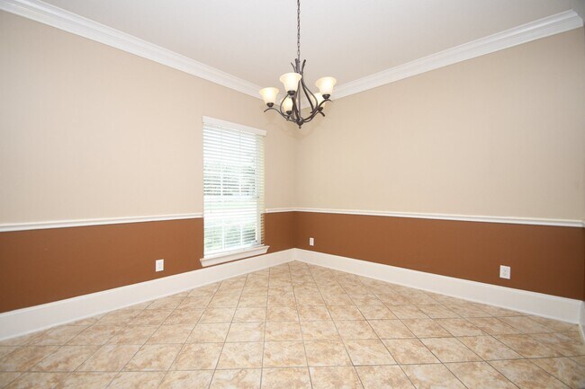 Building Photo - 606 Whitney Oaks Ln