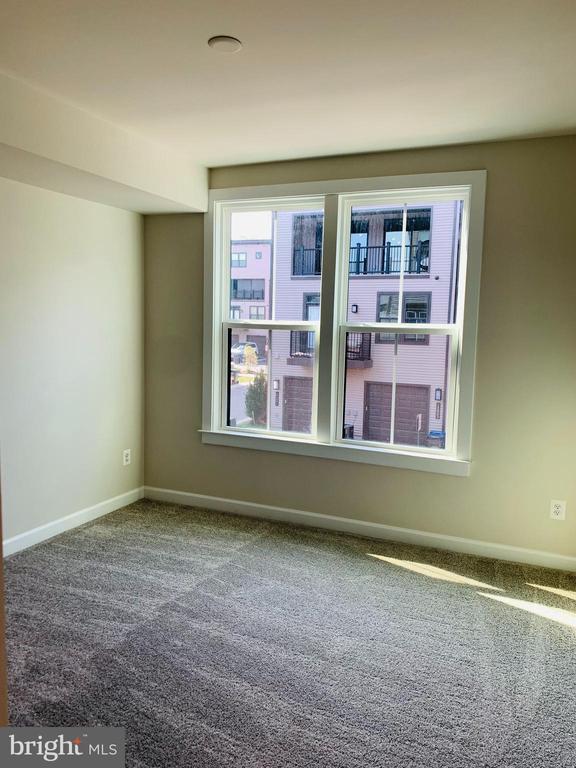 Building Photo - 12884 Sunrise Ridge Aly