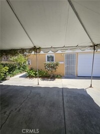 Building Photo - 14914 Denker Ave