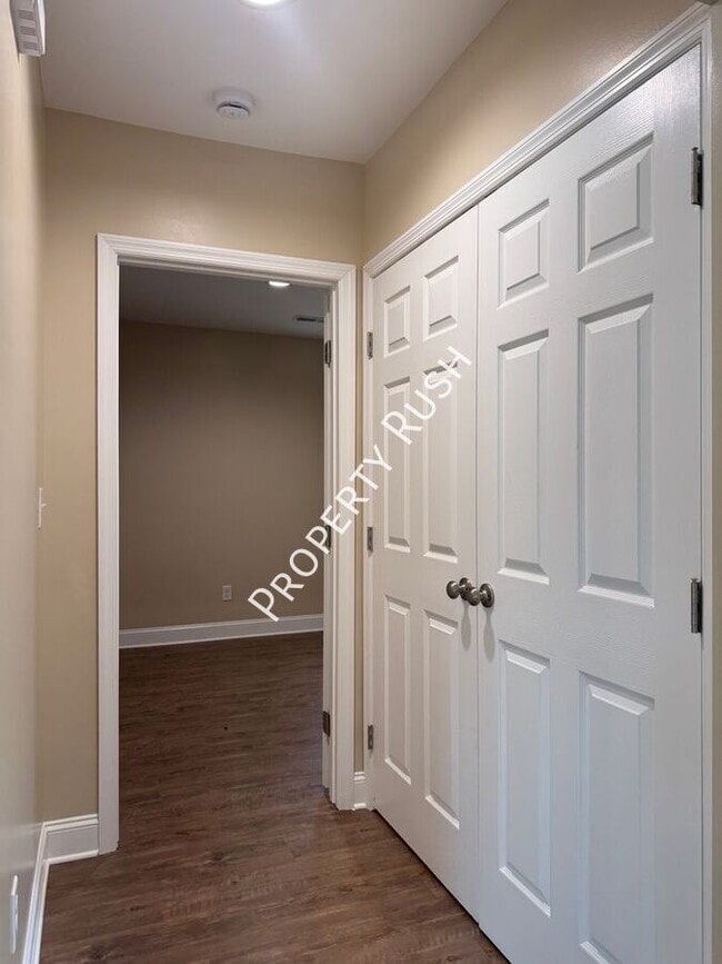 Building Photo - 8430 Springfield Rd