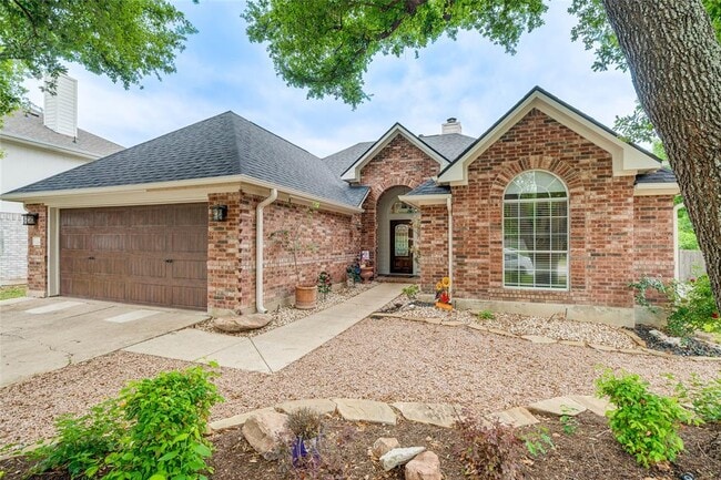 Building Photo - 1209 Lacey Oak Loop