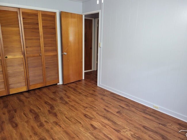 Building Photo - L658ach