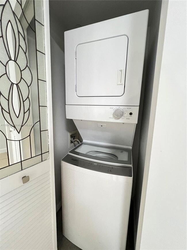 Building Photo - 1060 NW 7th St