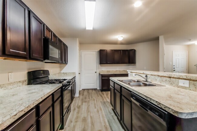 Building Photo - 7606 Merrylands Dr