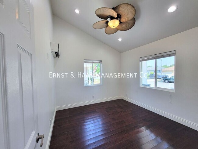 Building Photo - 5325 Autry Ave