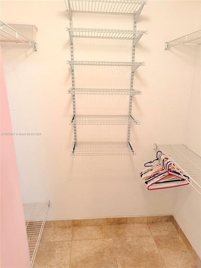 Building Photo - 10985 SW 138th St