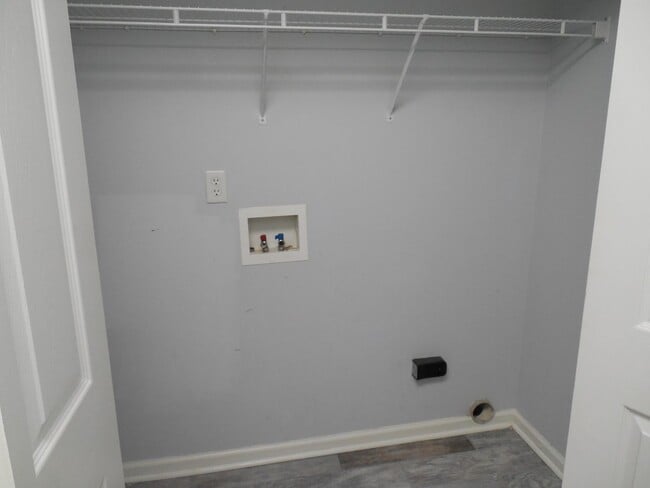 Building Photo - Grovetown Townhome Unit