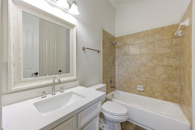 Building Photo - 3007 Mullingar Walk