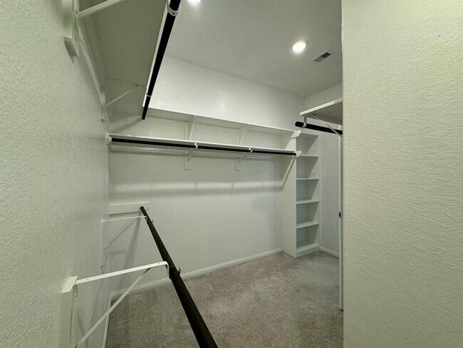Building Photo - 1804 Ithaca Grv Ln