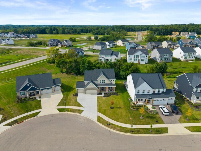 Building Photo - 132 Littondale Dr