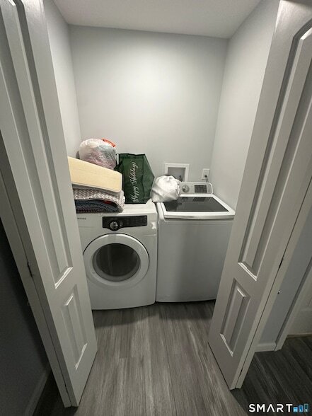 Building Photo - 180 Pleasantview Ave