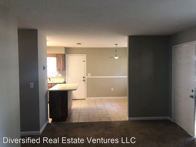 Building Photo - 3 br, 1.5 bath House - 3918 Feather Drive