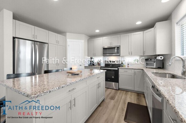 Building Photo - 4918 Wolf Moon Dr
