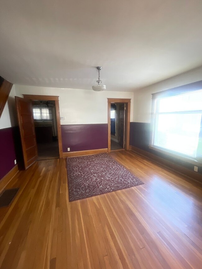 Building Photo - 462 Cypress St