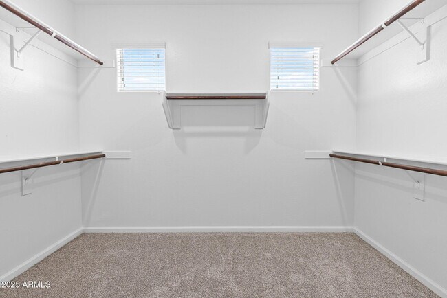 Building Photo - 3263 S Miller Dr