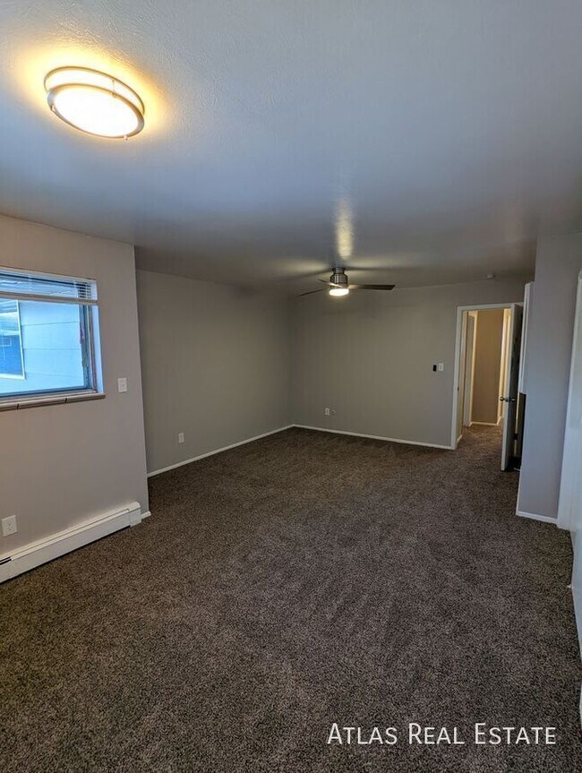 Building Photo - 5703 S Pearl St