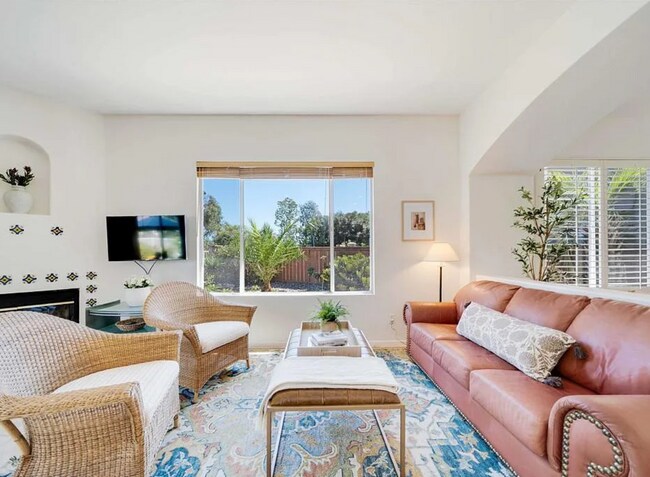 Building Photo - 771 Dry Creek Dr