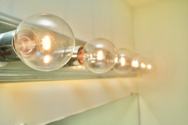 Building Photo - 1119 Somerchase Ct