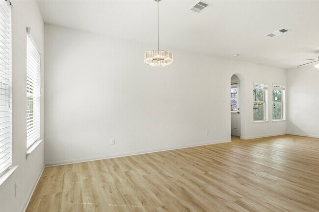 Building Photo - 12339 Ridgecrest Dr