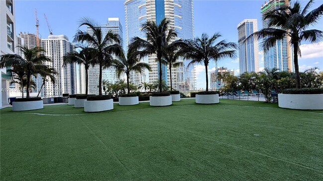 Building Photo - 888 Biscayne Blvd