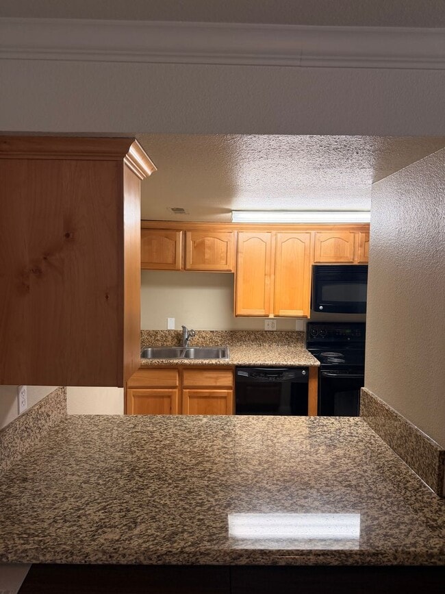 Building Photo - 5710 S 900 E