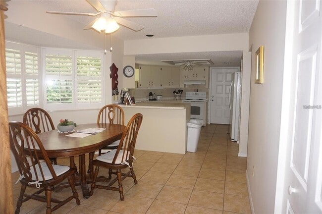 Building Photo - 10819 SW 83rd Ct