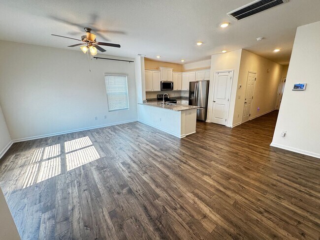 Building Photo - 1075 Hammett Rd