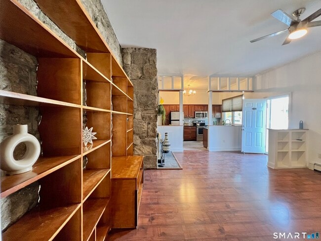 Building Photo - 5 Hundley Ct