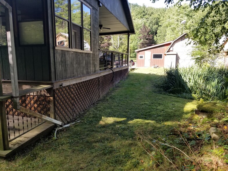 Side Porch - 1347 Mead Run Rd