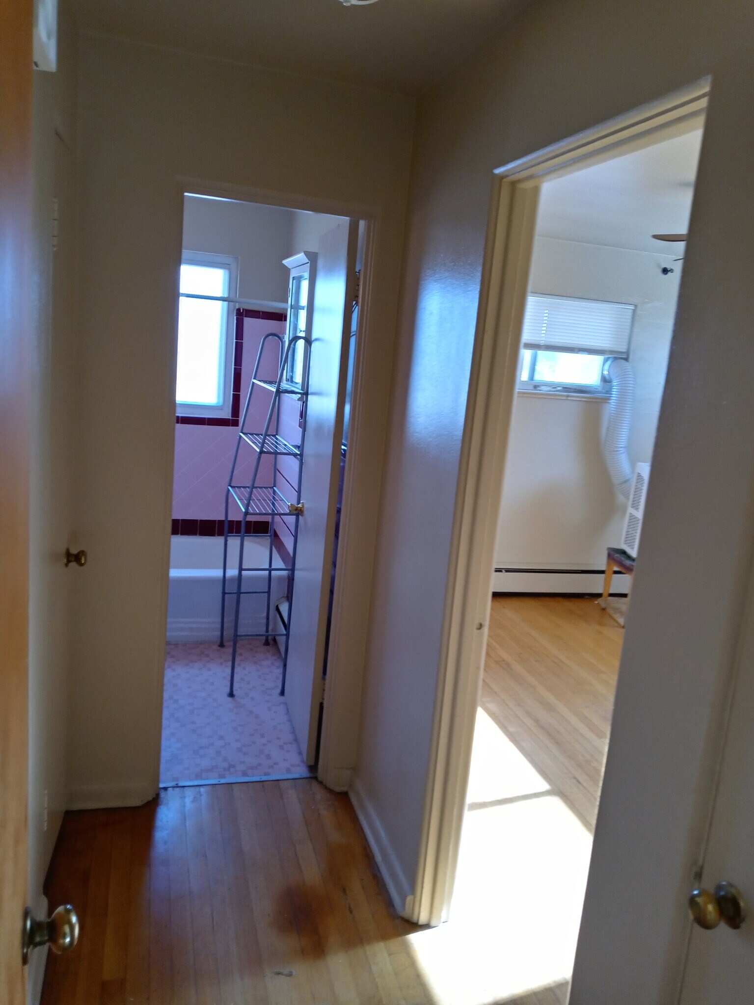 Building Photo - 910 S Harrison St