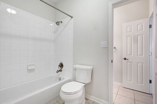 Building Photo - ***APPLICATION CURRENTLY UNDER REVIEW***Spacious & Stylish Living in a Premier Gated Community