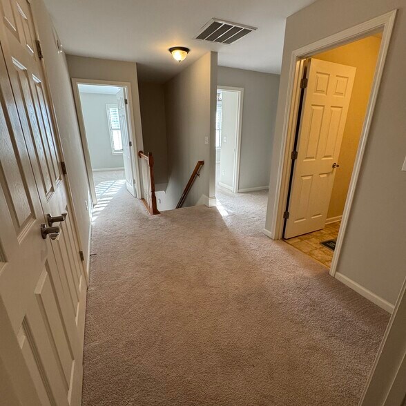 Building Photo - 3436 Archdale Dr