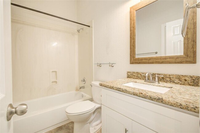 Building Photo - 229 River Basin Ln