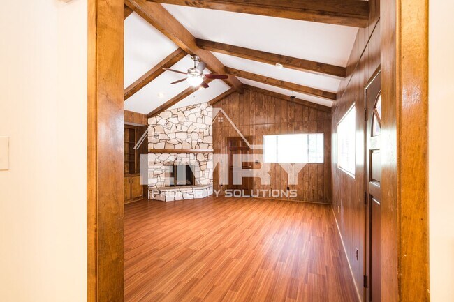 Building Photo - 4743 Levelside Ave