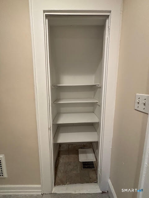 Building Photo - 96 Balsam Ave