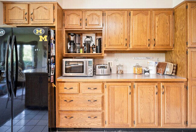 Building Photo - 9740 Purcell Hill Rd